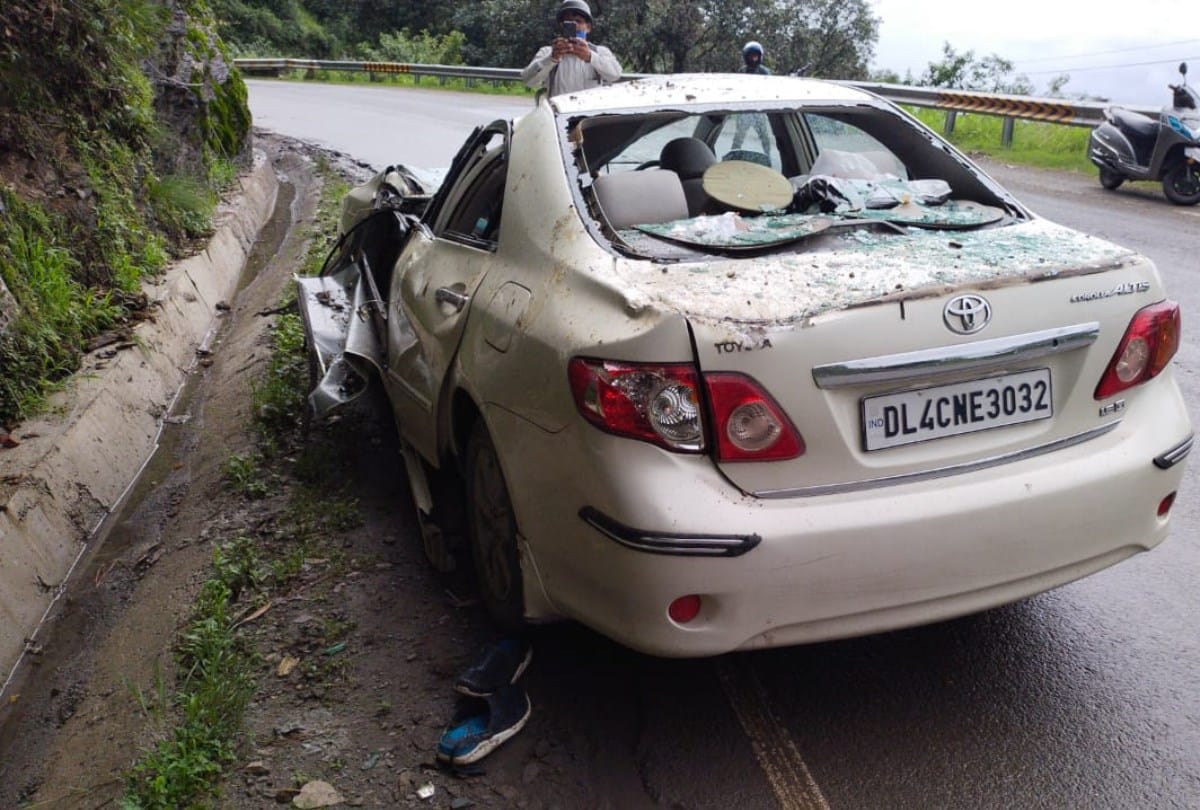 himachal sirmour news: heavy landlside in sirmour national highway 707 closed