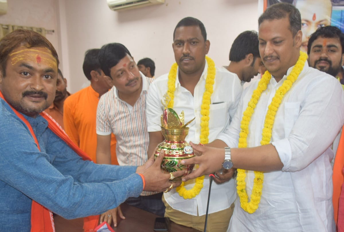 SP, BSP's Brahmin love is only a hoax: Pranshudutt