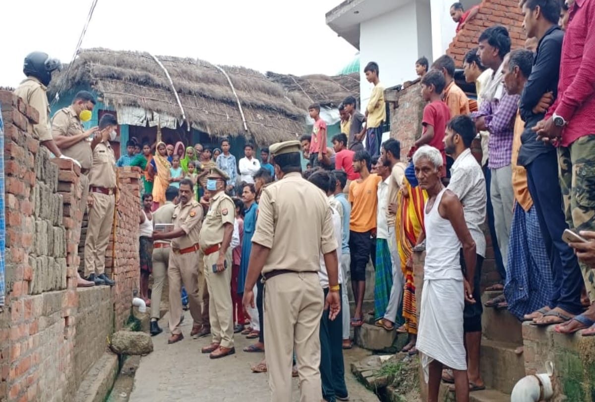 Unnao second husband tries to kill step son when wife come in rescue he attack her she died accused father absconding