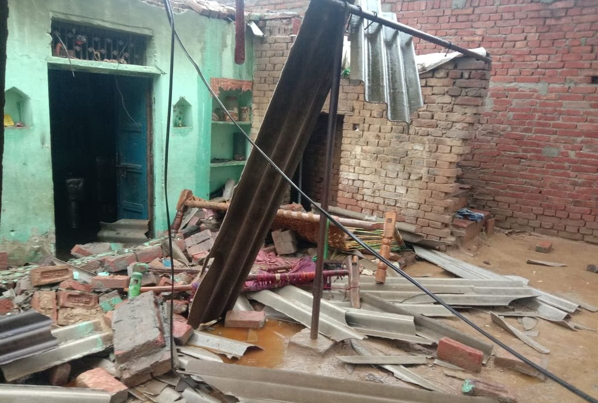 weather updates one child died two injured due to wall collapsed in agra