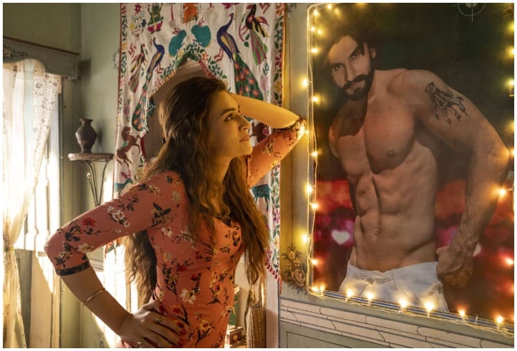 Mimi actor Kriti Sanon speaks to Pankaj Shukla on her role in Aadipurush Prabhas Om Raut