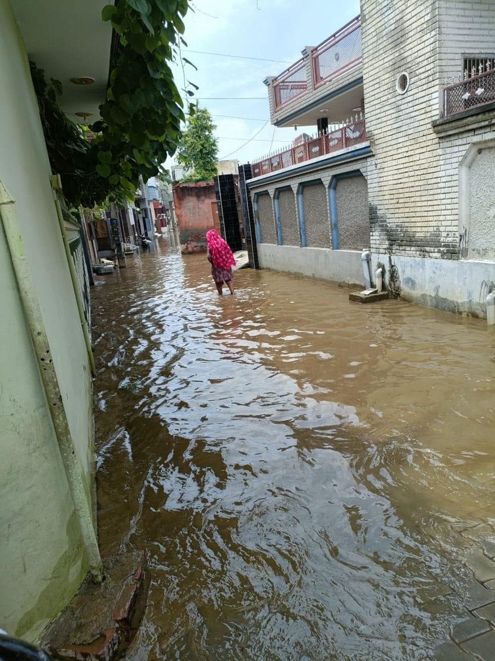 Rain became a disaster, due to overflow of sewer in streets and markets, water