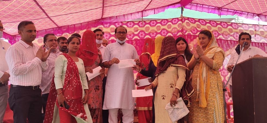 State is moving towards continuous development: Dr. Banwari Lal