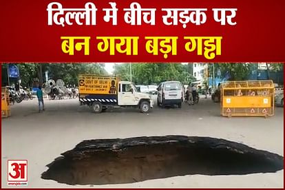 pothole in middle of road near iit flyover in delhi