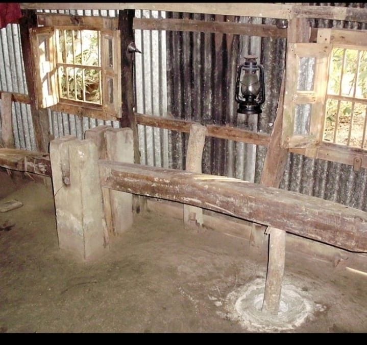 The smell of black salt reduced due to the closure of the hut from Dhaka