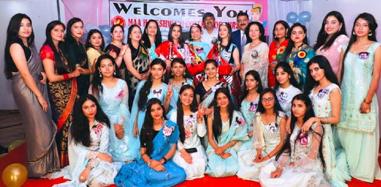 Diksha Goel elected Miss Fresher in sundernagar