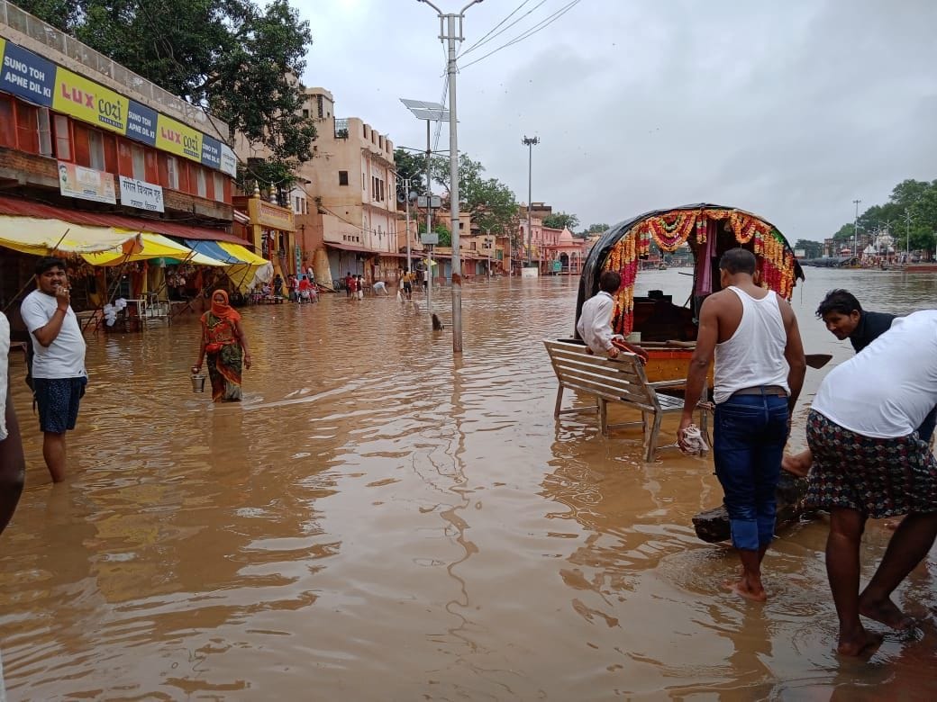 Mandakini and Bardaha river water level increased
