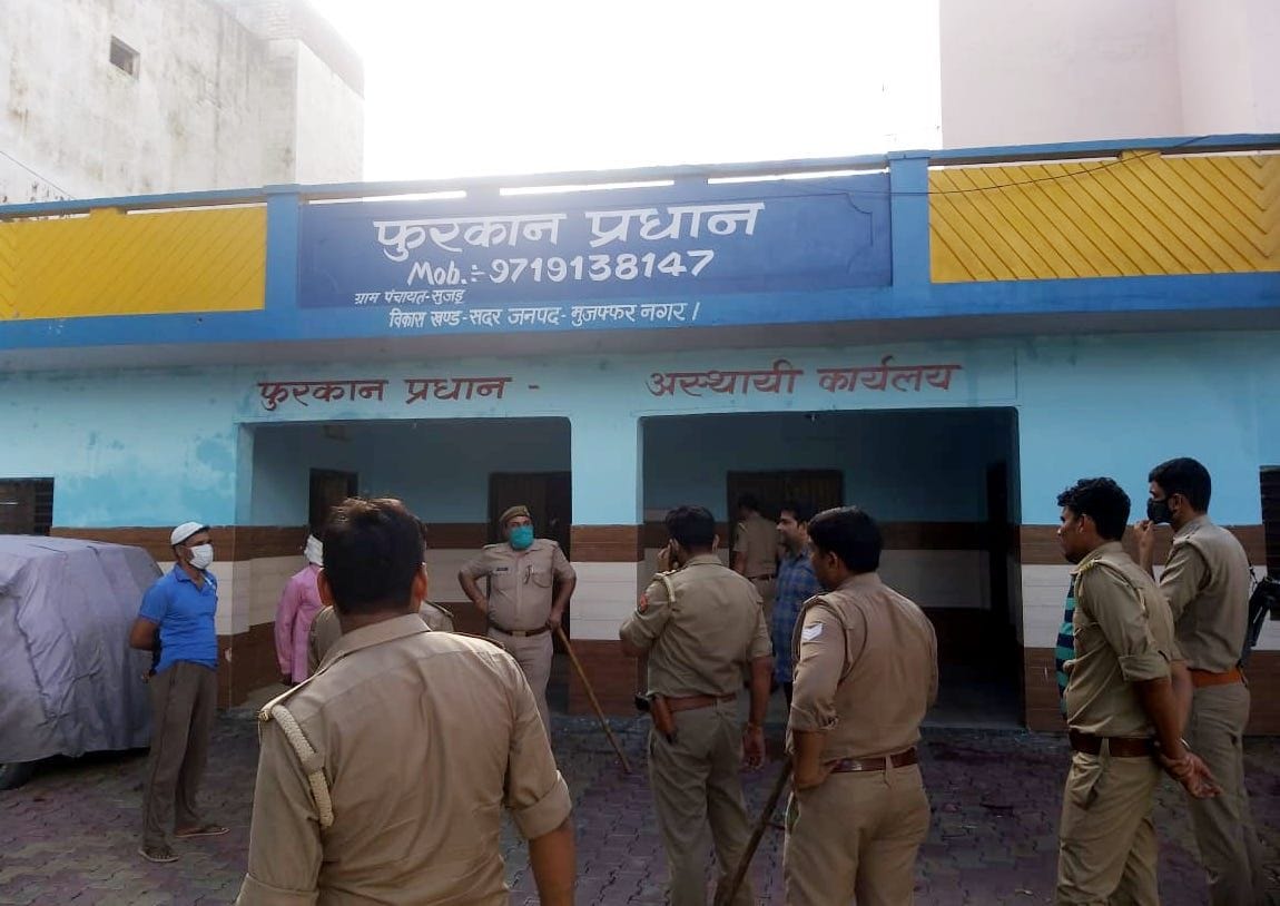 Controversy over construction of village secretariat, struggle in Sujadu