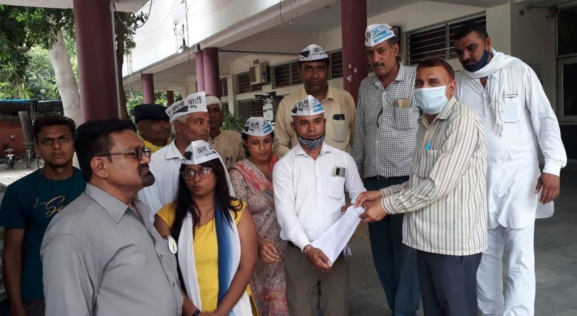 Demand to give electricity on the lines of Delhi, memorandum submitted