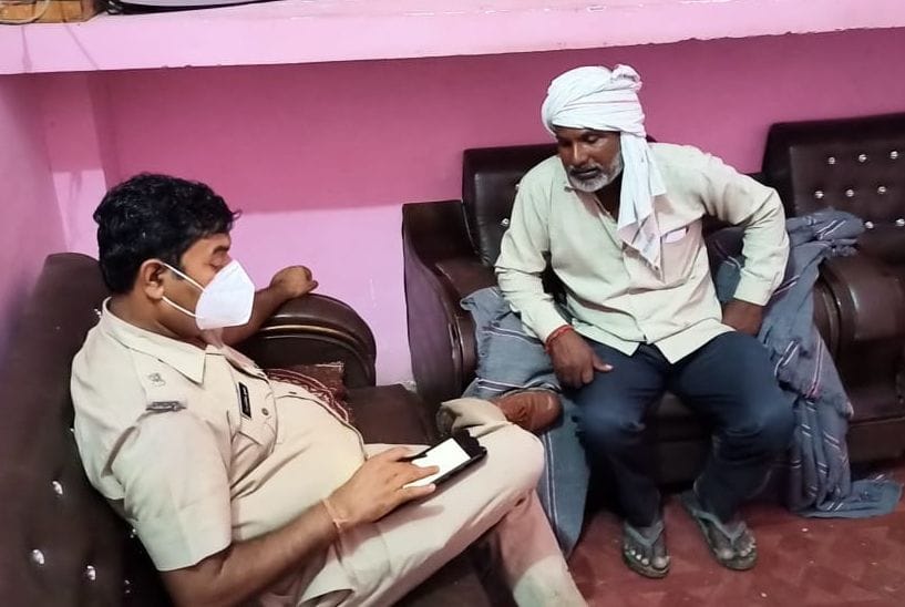 Robbery at the house of Maurang merchant, shot the son
