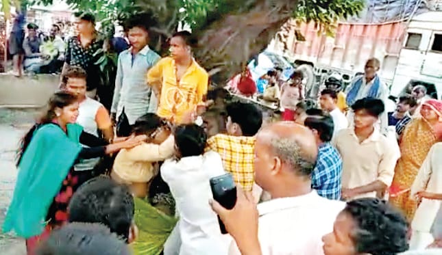 The accused beatup the women in police chauki