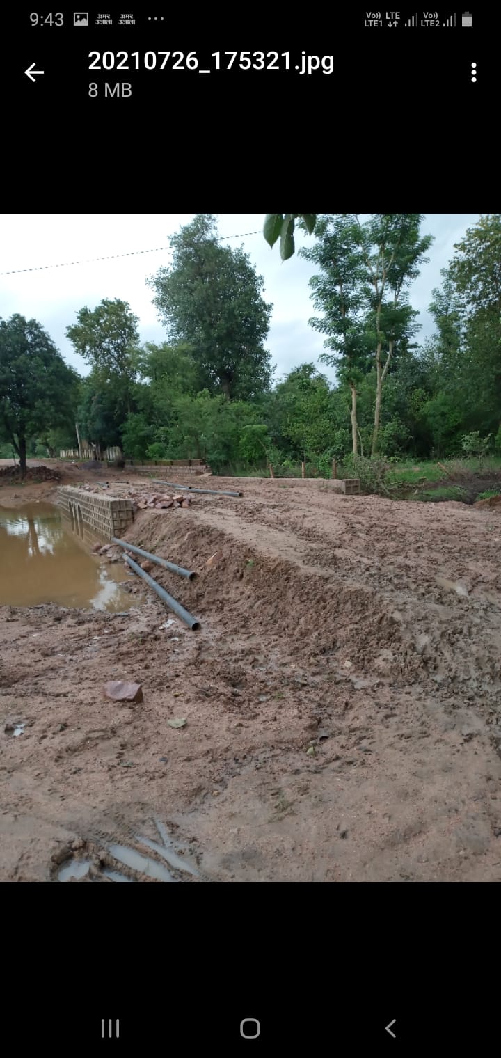 devran bar road mud filled