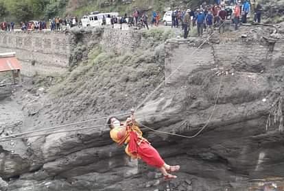 Himachal Pradesh news Girl injured in house collapse in Shimla, Chandigarh-Manali National Highway closed, Meteorological Department issues advisory