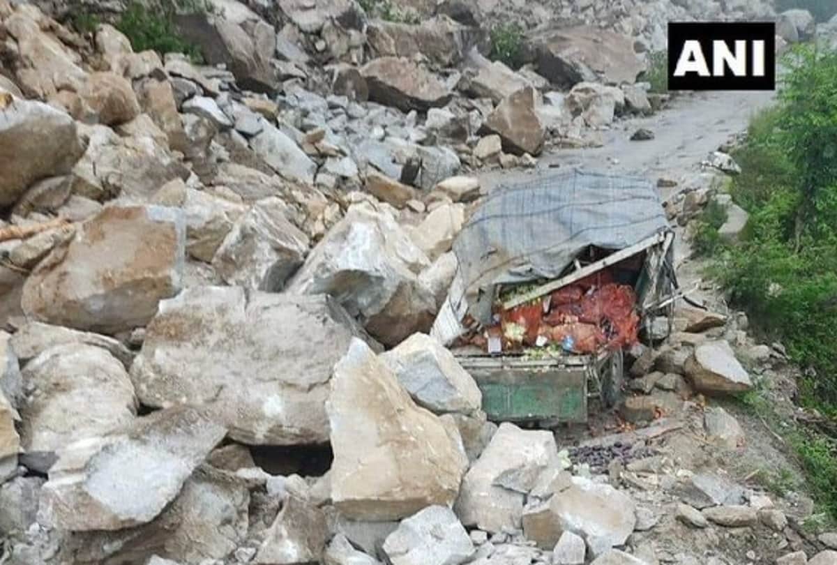 Himachal Pradesh news Girl injured in house collapse in Shimla, Chandigarh-Manali National Highway closed, Meteorological Department issues advisory
