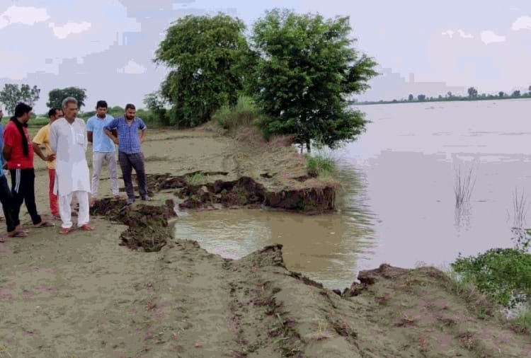 People of 15 villages worried due to rising water level of Yamuna river in Sonipat