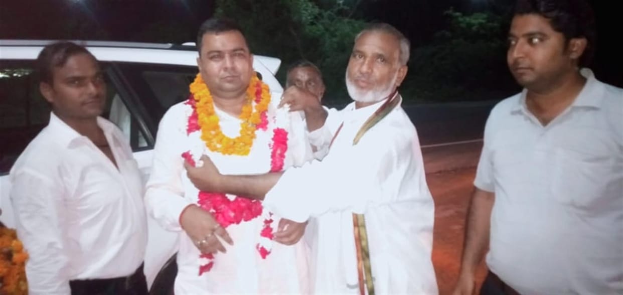 athras: Education is necessary to become IAS, IPS, Doctor and Engineer