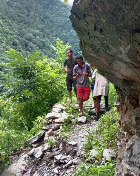 No Road to Kanar Village
