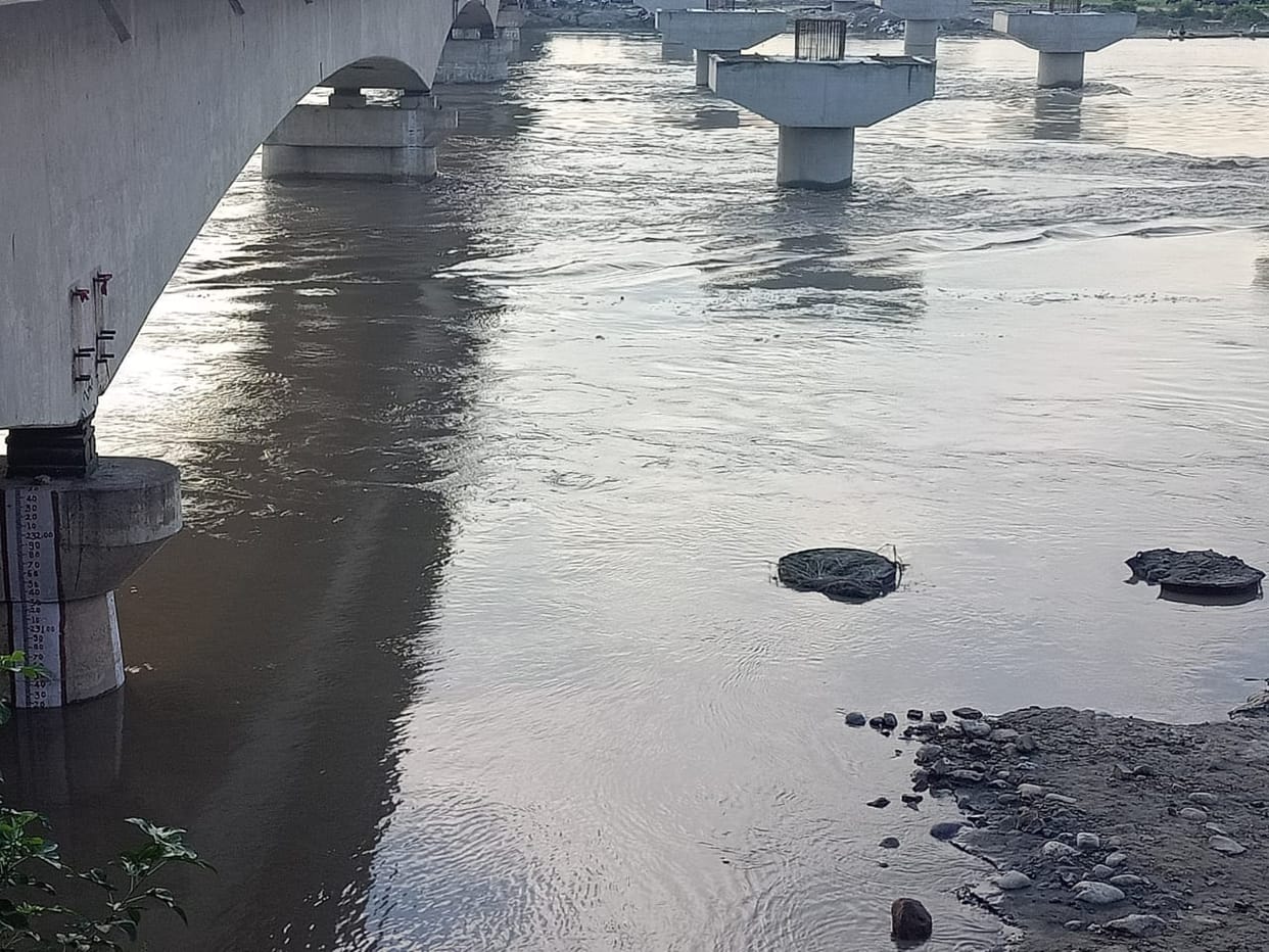 Yamuna's water level rises after releasing water from Hathnikund