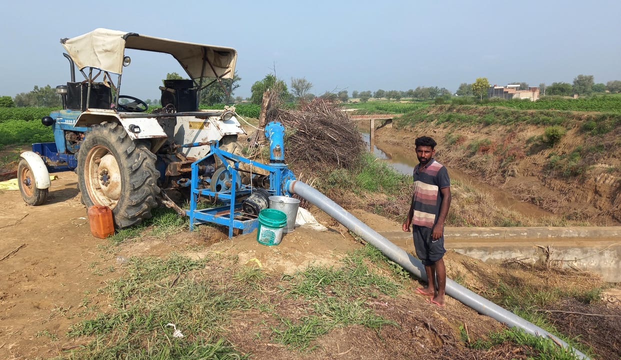 Water reached Nuhiyanwali's fields after 4 years, still waiting at the last end