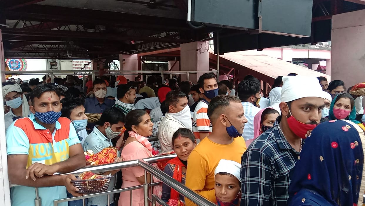 12 thousand devotees bowed their heads in Jwalamukhi temple