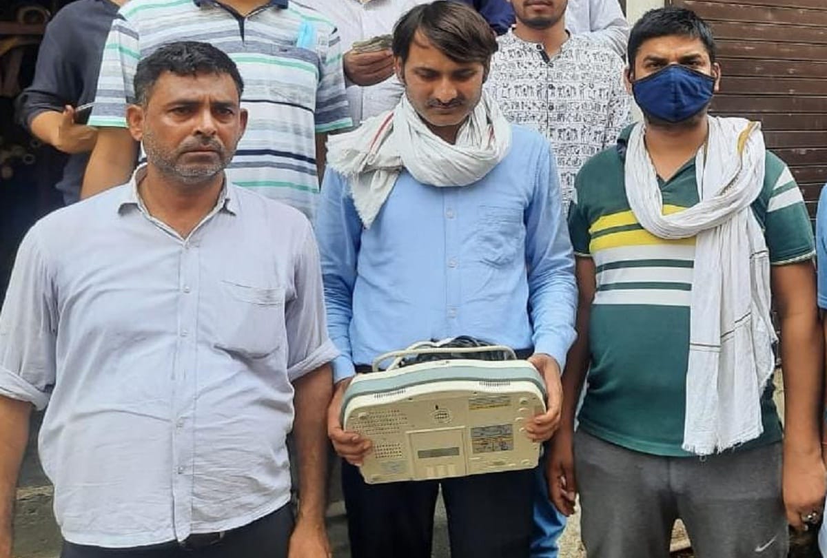 Three arrested including tent house operator while conducting pre natal sex determination 