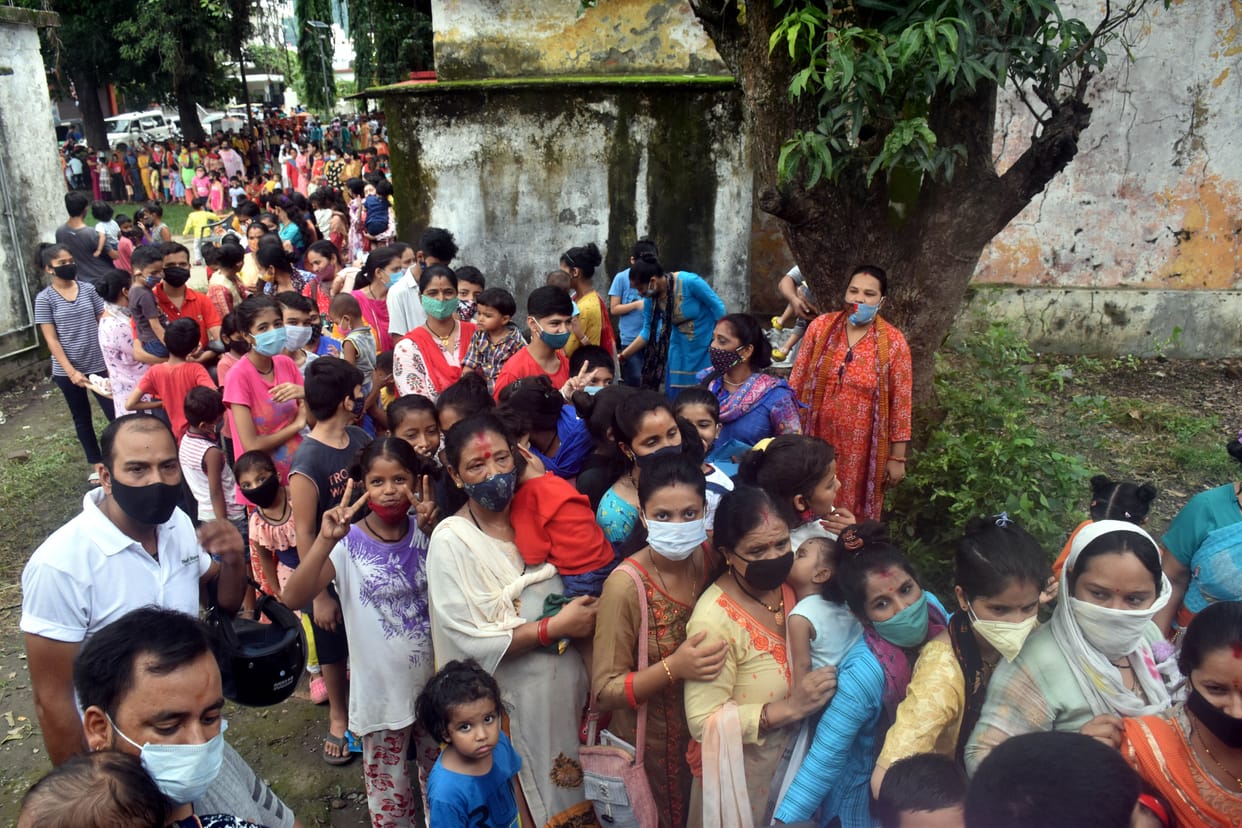 Crowds gathered to give vitamin A supplements, did not even care about social distance