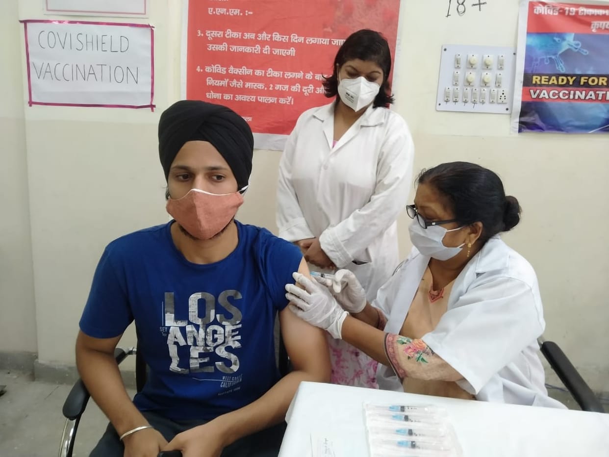 11 thousand 572 vaccinated, safety circle crossed 8 lakhs