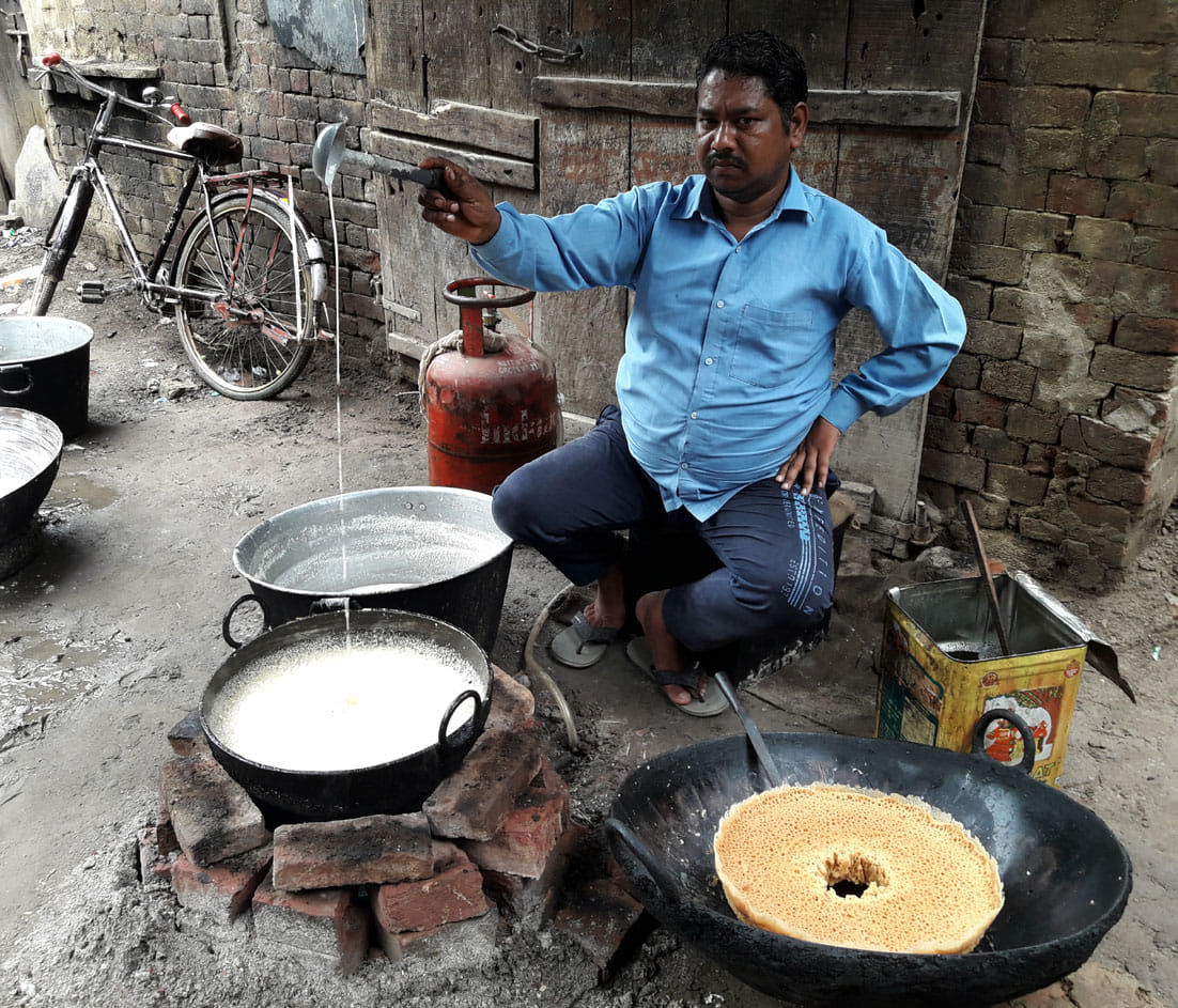 Enjoy Ghevar of many flavors in the month of Sawan