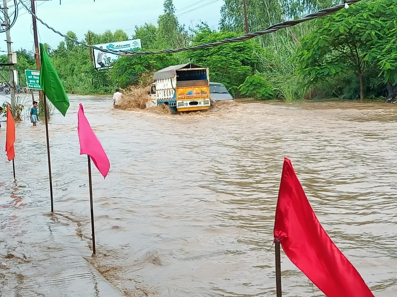 uttarakhand monsoon rain : due to heavy rain river overflow in bajpur, people faces flood like condtion, photos