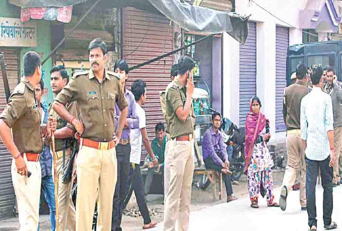 Crime: Four arrested for cheating in the name of getting gold at cheap prices
