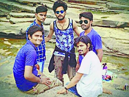 Friendship day 2021: know about the friendship of these friends of Varanasi 