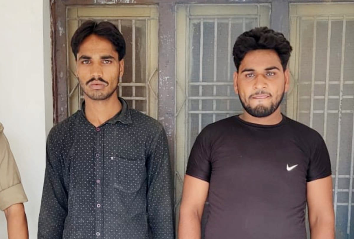 two accused arrested for robbing as fake officers of crime branch in etah