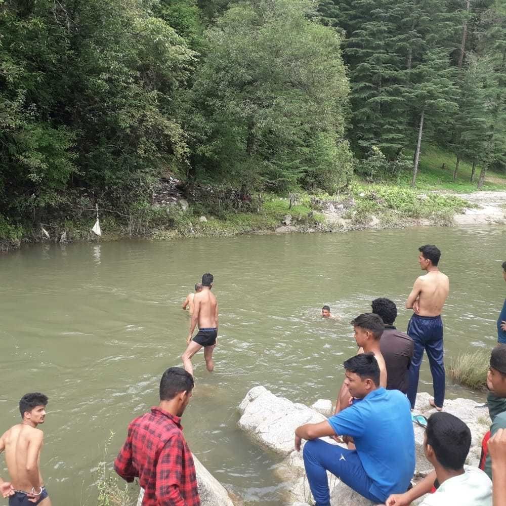 Teenager who went to bath drowned in river Gandak, family fury