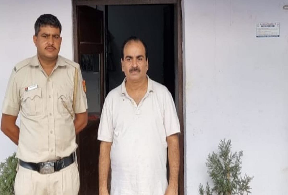 film producer Ajay Yadav arrested from Mathura of UP for duping businessman to tunes of 32 Lakhs on pretext of getting him loan of 65 crores