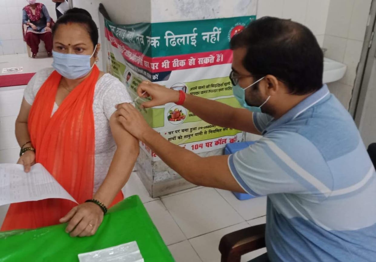 Vaccination of 1246 people