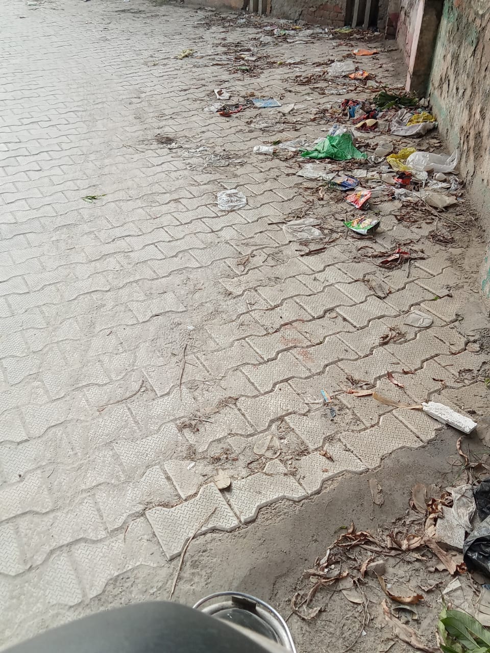 Cleaners do not come in ward number-18, heaps of dirt