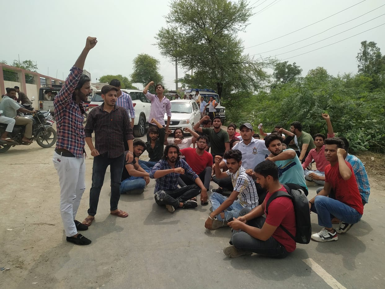 What did the Vice Principal say to the students that they blocked the road?