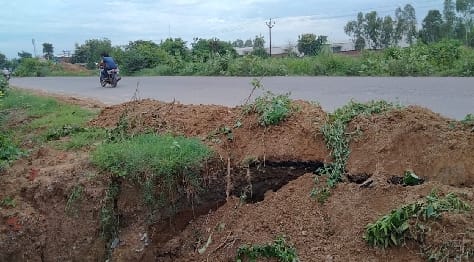 Highway road in the air, accident can happen anytime