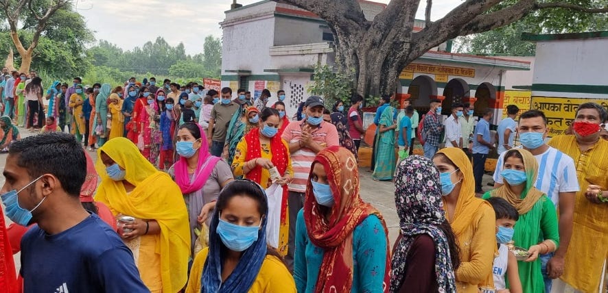 Devotees performed Jalabhishek of Shiva