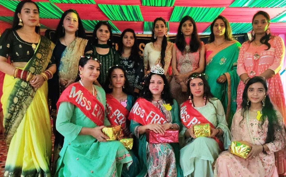Priyanka Soni crowned Miss Fresher