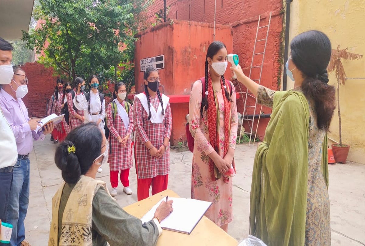 Himachal school opening news: school opened for 10th to plus class in himachal pradesh live updates