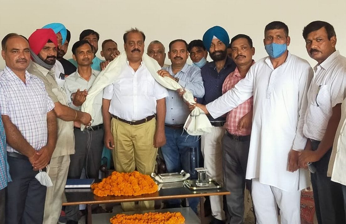 Dr Singhal Felicitated