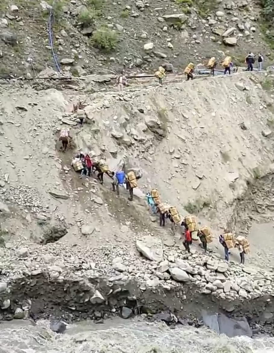 Relief from temporary bridge in Shansha drain