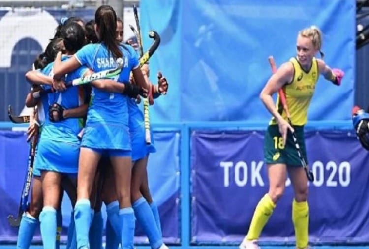 Manohar Lal and Amarinder Singh congratulated Indian hockey players for best performance inTokyo Olympics