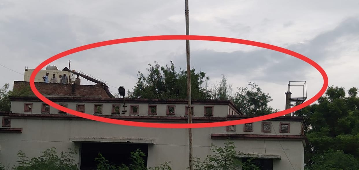 medical coollege chimney broken