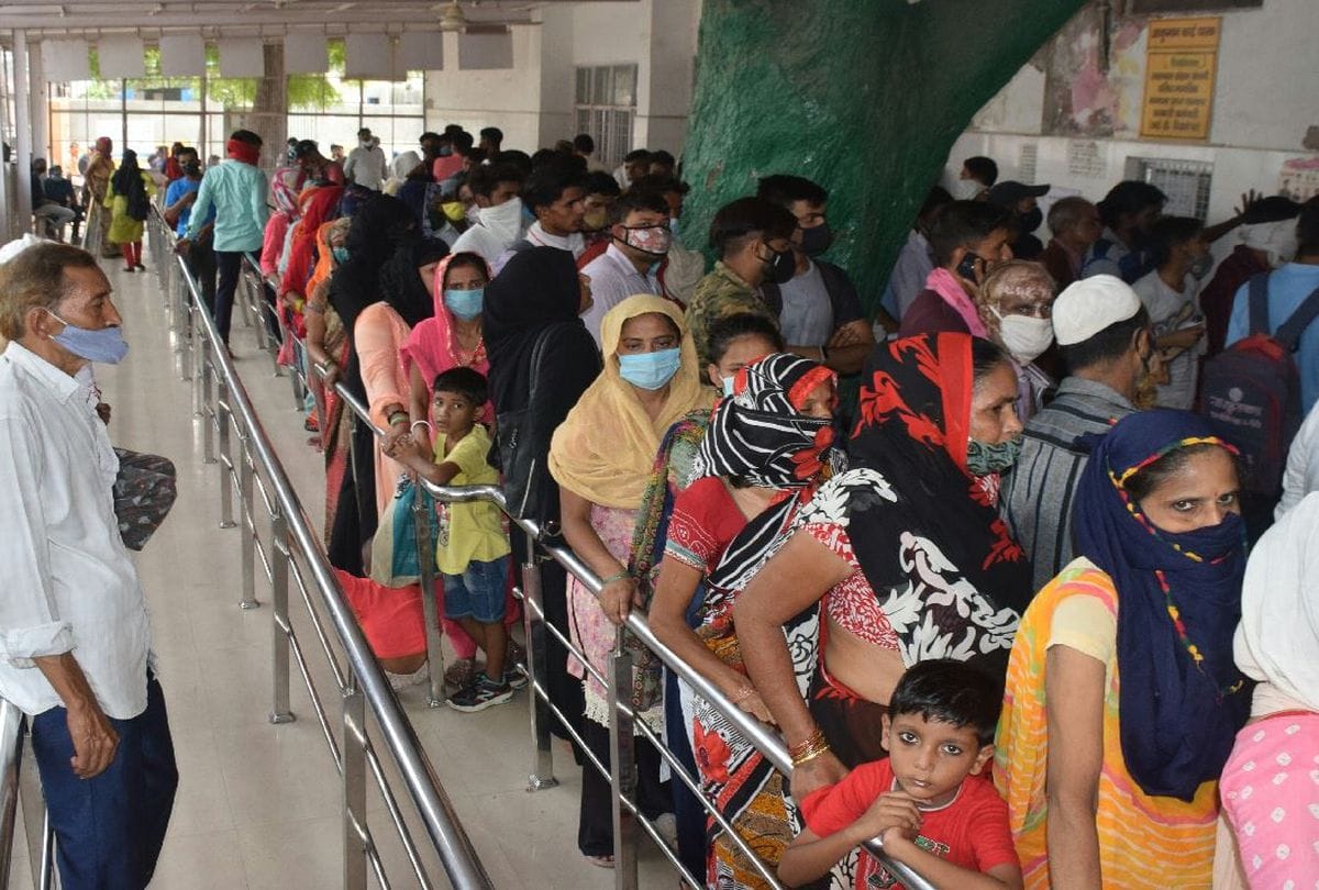 Agra Sn Medical College Opd Counter Patients Increased