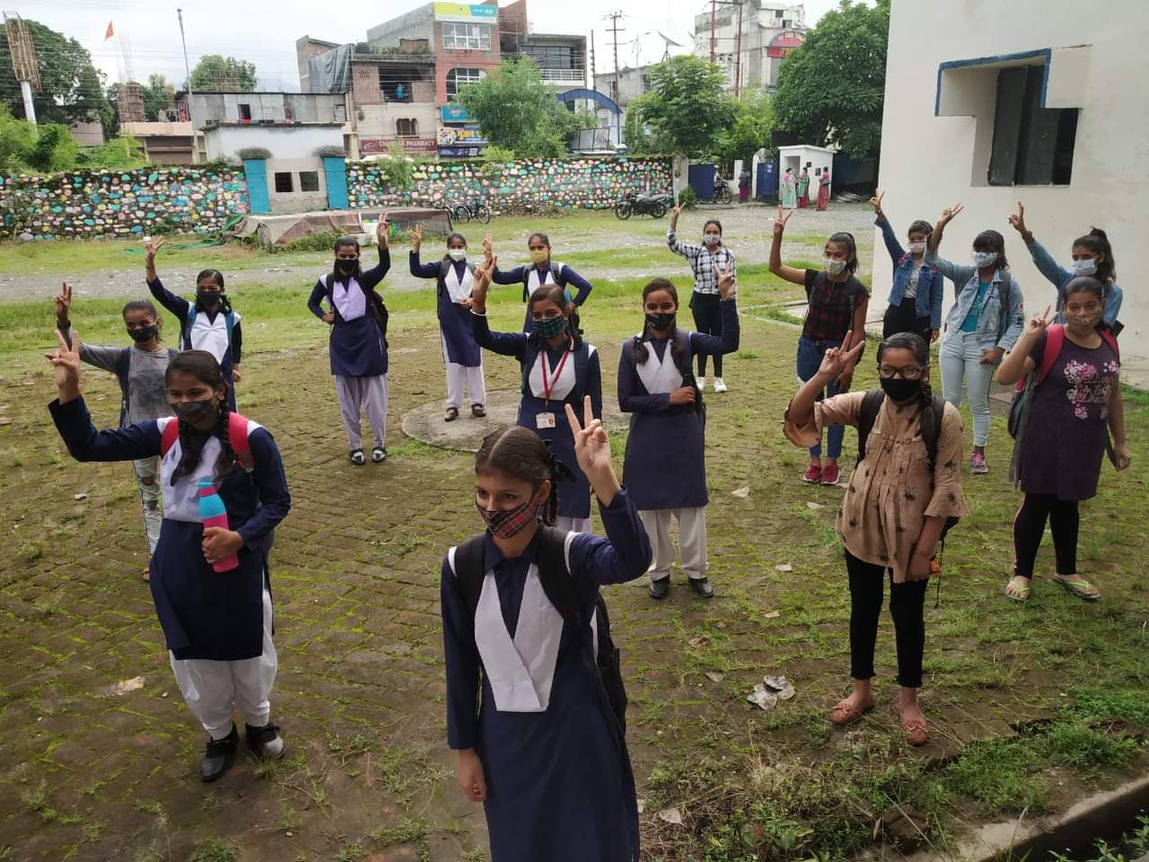 Uttarakhand School Reopen: Schools From Class 9th To 12th Will Open From Today photos