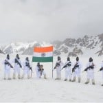 सियाचिन पहुंची स्वर्णिम विजय मशाल 