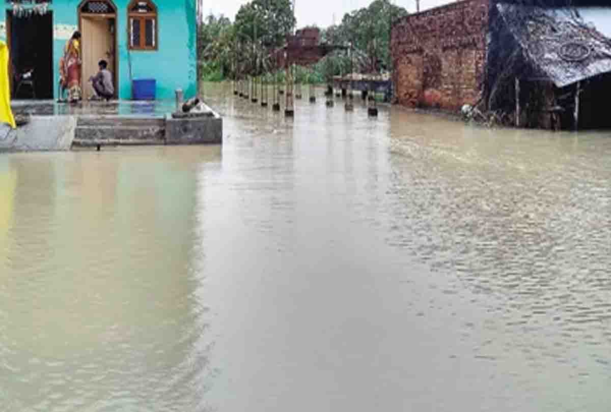 Pandu river floods in kanpur up