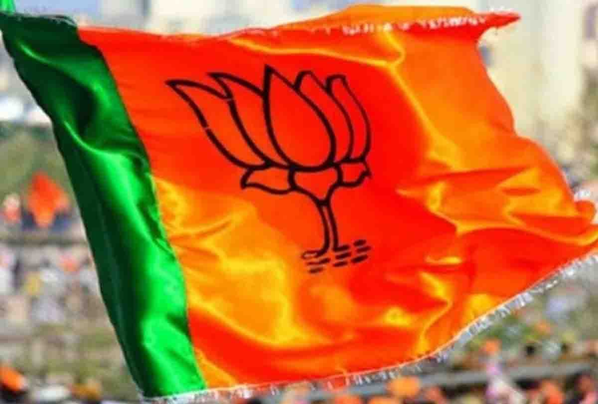 BJP made gangster pradesh mantri of bjp yuva morcha, a worker left the party